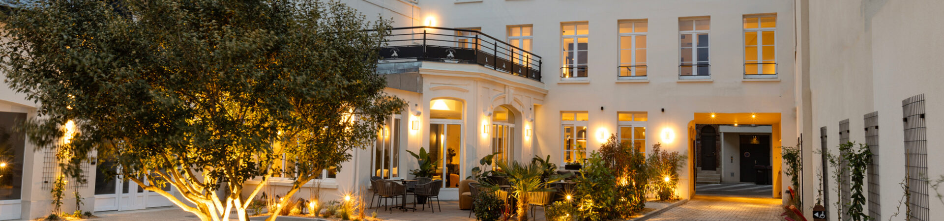 Cours intérieur de l'hôtel
