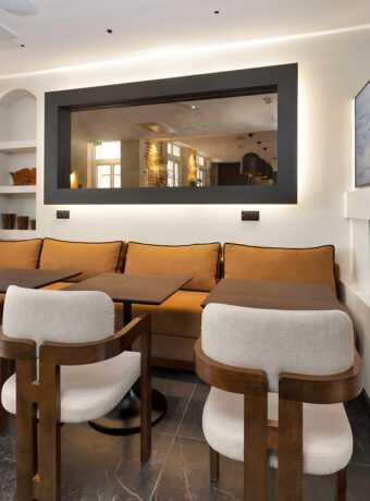 Warm and cosy corner in the restaurant / breakfast room